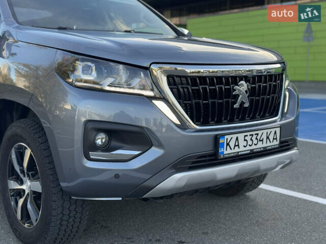 Серый Пежо Landtrek, объемом двигателя 2.4 л и пробегом 16 тыс. км за 26900 $, фото 13 на Automoto.ua