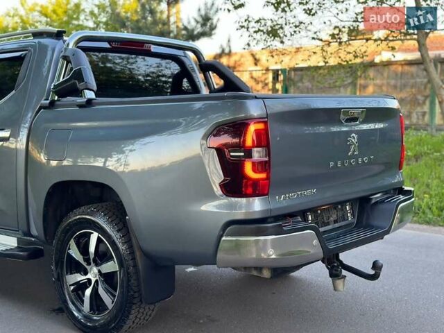 Серый Пежо Landtrek, объемом двигателя 1.91 л и пробегом 45 тыс. км за 32000 $, фото 6 на Automoto.ua