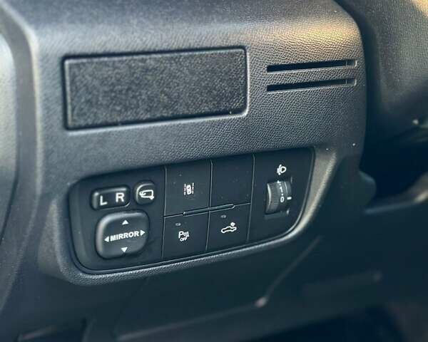 Серый Пежо Landtrek, объемом двигателя 1.91 л и пробегом 45 тыс. км за 32000 $, фото 13 на Automoto.ua