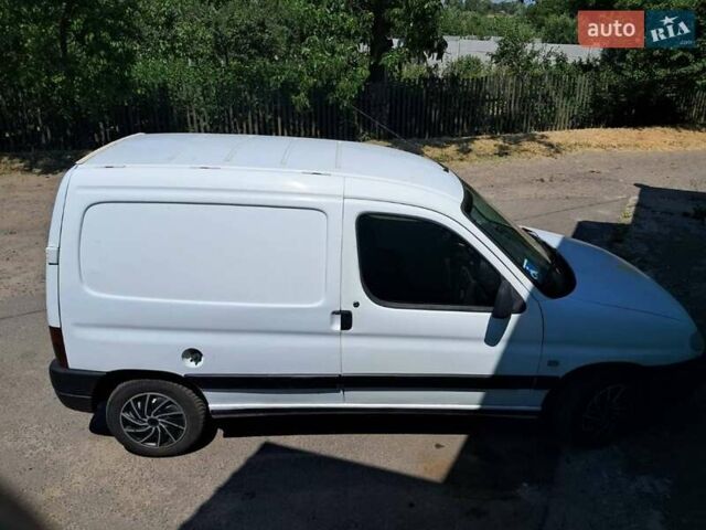 Білий Пежо Partner, об'ємом двигуна 1.9 л та пробігом 300 тис. км за 3100 $, фото 3 на Automoto.ua