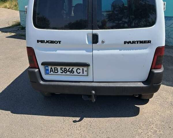 Білий Пежо Partner, об'ємом двигуна 1.9 л та пробігом 300 тис. км за 3100 $, фото 4 на Automoto.ua