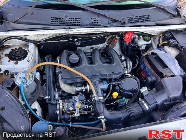 Белый Пежо Partner, объемом двигателя 1.9 л и пробегом 355 тыс. км за 2950 $, фото 12 на Automoto.ua