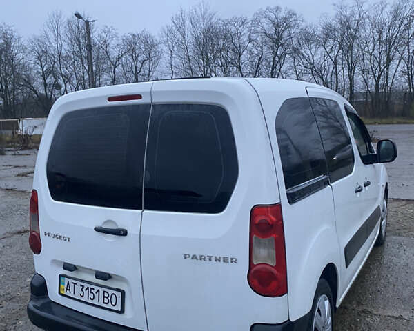 Білий Пежо Partner, об'ємом двигуна 1.6 л та пробігом 286 тис. км за 4200 $, фото 8 на Automoto.ua