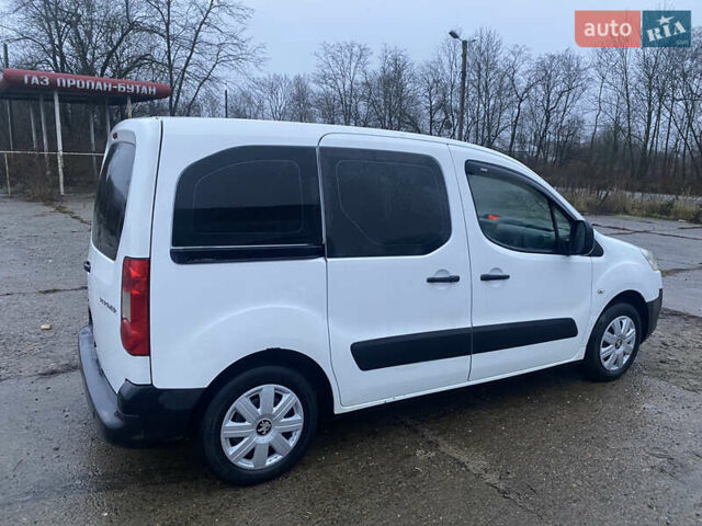 Білий Пежо Partner, об'ємом двигуна 1.6 л та пробігом 286 тис. км за 4200 $, фото 9 на Automoto.ua