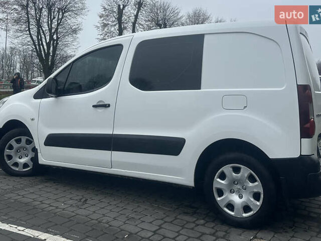 Белый Пежо Partner, объемом двигателя 1.56 л и пробегом 380 тыс. км за 5500 $, фото 6 на Automoto.ua