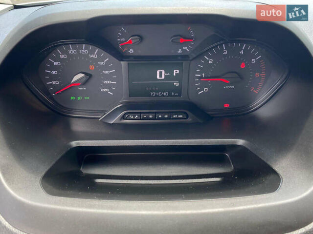 Білий Пежо Partner, об'ємом двигуна 1.5 л та пробігом 194 тис. км за 12900 $, фото 23 на Automoto.ua