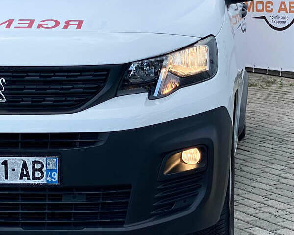 Білий Пежо Partner, об'ємом двигуна 1.5 л та пробігом 194 тис. км за 12900 $, фото 10 на Automoto.ua