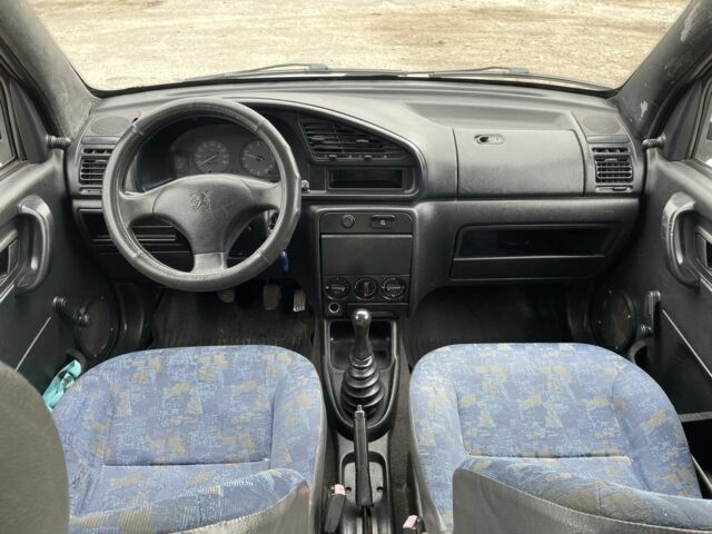 Білий Пежо Partner, об'ємом двигуна 1.9 л та пробігом 290 тис. км за 2456 $, фото 4 на Automoto.ua