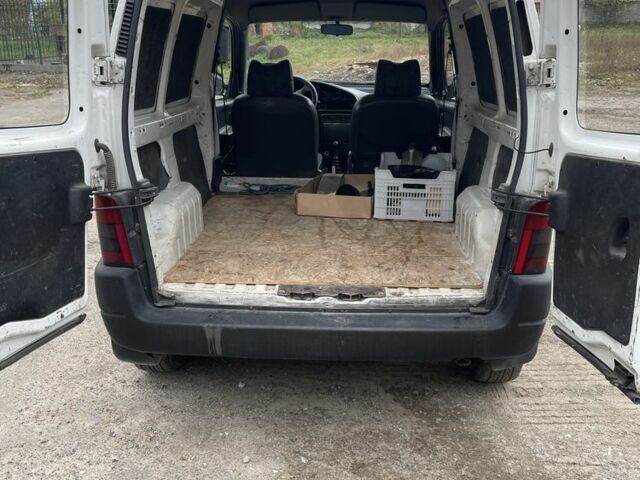 Білий Пежо Partner, об'ємом двигуна 1.9 л та пробігом 290 тис. км за 2456 $, фото 5 на Automoto.ua