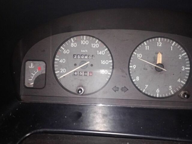 Белый Пежо Partner, объемом двигателя 2 л и пробегом 350 тыс. км за 1650 $, фото 2 на Automoto.ua