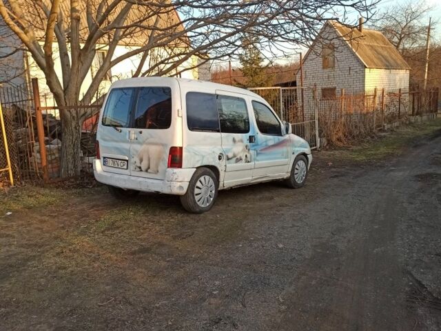 Белый Пежо Partner, объемом двигателя 1.9 л и пробегом 300 тыс. км за 2000 $, фото 3 на Automoto.ua