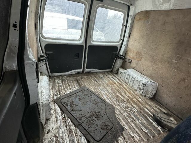 Белый Пежо Partner, объемом двигателя 1.9 л и пробегом 100 тыс. км за 999 $, фото 3 на Automoto.ua