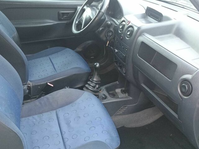 Белый Пежо Partner, объемом двигателя 1.9 л и пробегом 522 тыс. км за 3074 $, фото 5 на Automoto.ua