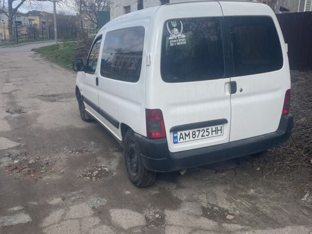 Белый Пежо Partner, объемом двигателя 1.9 л и пробегом 622 тыс. км за 2200 $, фото 5 на Automoto.ua