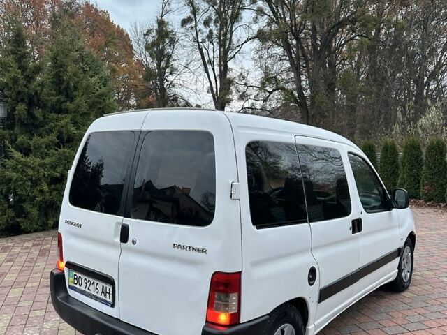 Білий Пежо Partner, об'ємом двигуна 1.6 л та пробігом 405 тис. км за 2549 $, фото 7 на Automoto.ua