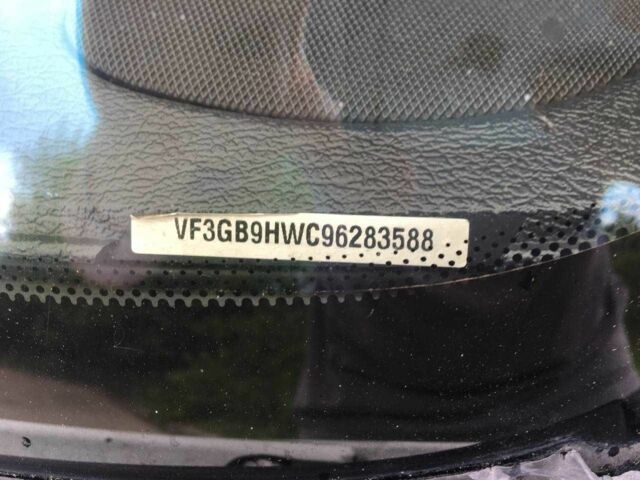 Білий Пежо Partner, об'ємом двигуна 1.6 л та пробігом 270 тис. км за 3400 $, фото 23 на Automoto.ua