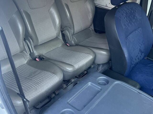 Белый Пежо Partner, объемом двигателя 1.4 л и пробегом 270 тыс. км за 3800 $, фото 12 на Automoto.ua