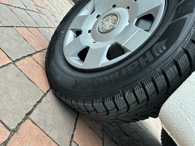 Білий Пежо Partner, об'ємом двигуна 1.6 л та пробігом 405 тис. км за 2549 $, фото 16 на Automoto.ua