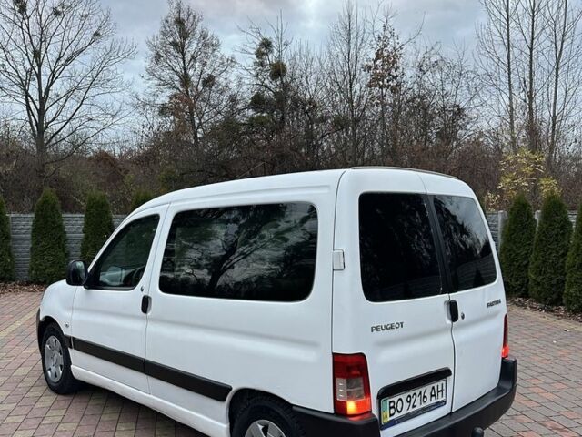 Білий Пежо Partner, об'ємом двигуна 1.6 л та пробігом 405 тис. км за 2549 $, фото 6 на Automoto.ua