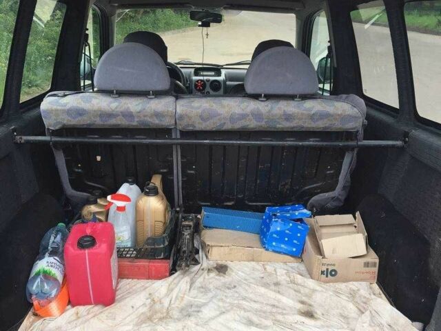 Білий Пежо Partner, об'ємом двигуна 1.6 л та пробігом 270 тис. км за 3400 $, фото 22 на Automoto.ua