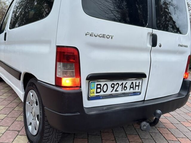 Білий Пежо Partner, об'ємом двигуна 1.6 л та пробігом 405 тис. км за 2549 $, фото 9 на Automoto.ua