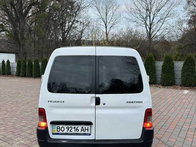 Білий Пежо Partner, об'ємом двигуна 1.6 л та пробігом 405 тис. км за 2549 $, фото 8 на Automoto.ua