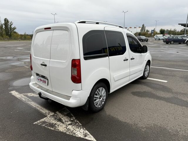 Белый Пежо Partner, объемом двигателя 1.6 л и пробегом 267 тыс. км за 5300 $, фото 1 на Automoto.ua