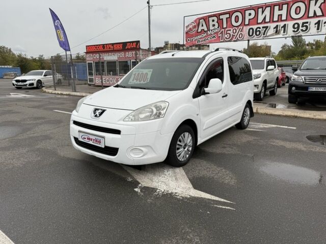 Белый Пежо Partner, объемом двигателя 1.6 л и пробегом 267 тыс. км за 5300 $, фото 2 на Automoto.ua