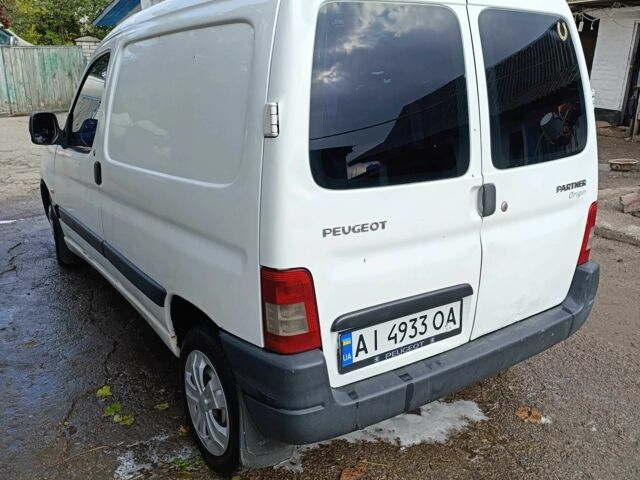 Белый Пежо Partner, объемом двигателя 1.9 л и пробегом 300 тыс. км за 3500 $, фото 4 на Automoto.ua