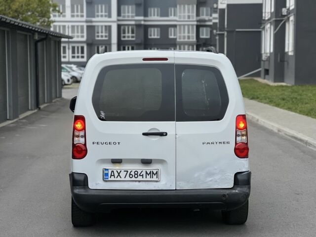 Білий Пежо Partner, об'ємом двигуна 1.6 л та пробігом 455 тис. км за 3300 $, фото 5 на Automoto.ua