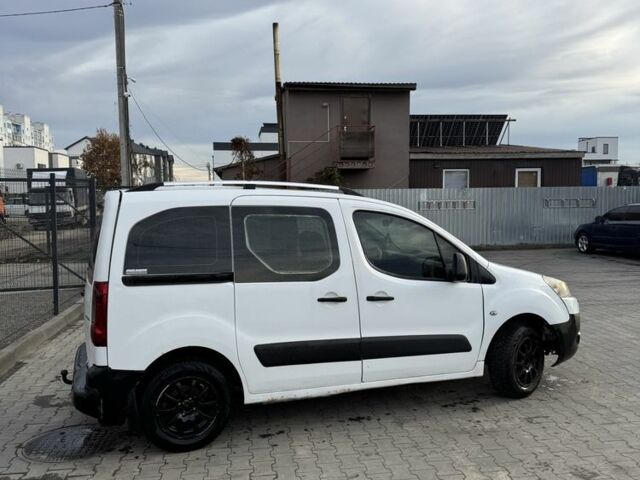 Білий Пежо Partner, об'ємом двигуна 1.6 л та пробігом 528 тис. км за 3750 $, фото 4 на Automoto.ua