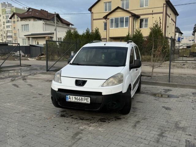 Білий Пежо Partner, об'ємом двигуна 1.6 л та пробігом 528 тис. км за 3750 $, фото 6 на Automoto.ua