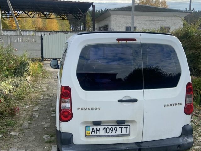 Белый Пежо Partner, объемом двигателя 1.6 л и пробегом 251 тыс. км за 5100 $, фото 14 на Automoto.ua