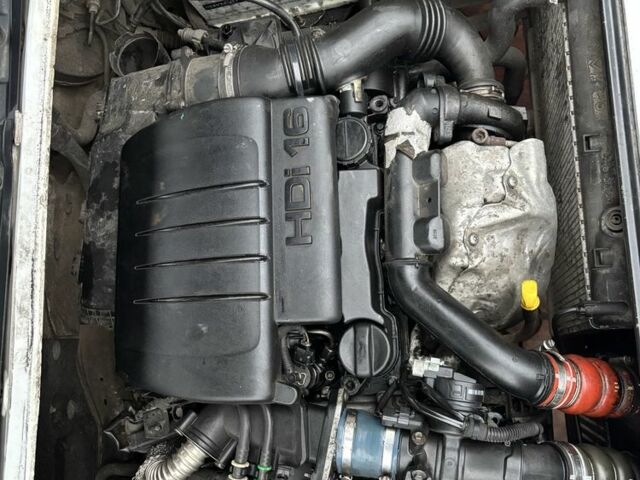 Білий Пежо Partner, об'ємом двигуна 1.6 л та пробігом 316 тис. км за 3300 $, фото 14 на Automoto.ua