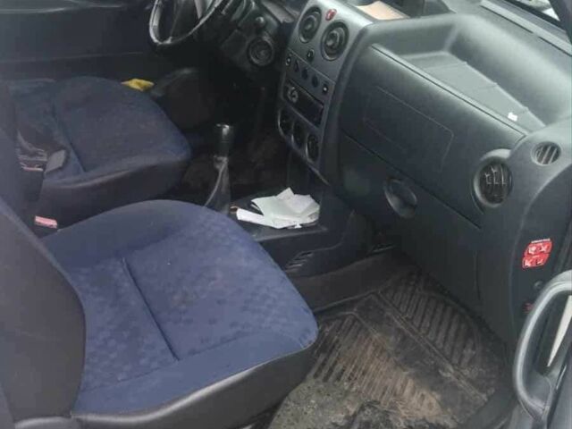 Белый Пежо Partner, объемом двигателя 1.4 л и пробегом 250 тыс. км за 2000 $, фото 4 на Automoto.ua