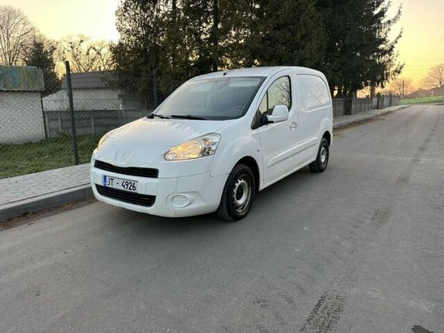 Білий Пежо Partner, об'ємом двигуна 1.6 л та пробігом 238 тис. км за 2500 $, фото 6 на Automoto.ua