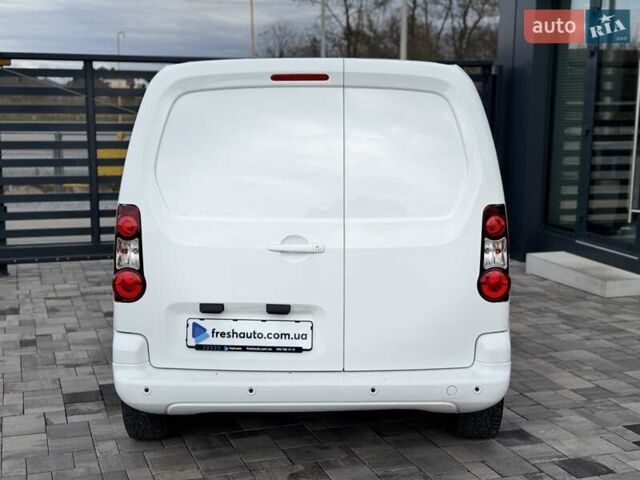 Білий Пежо Partner, об'ємом двигуна 0 л та пробігом 22 тис. км за 6500 $, фото 11 на Automoto.ua