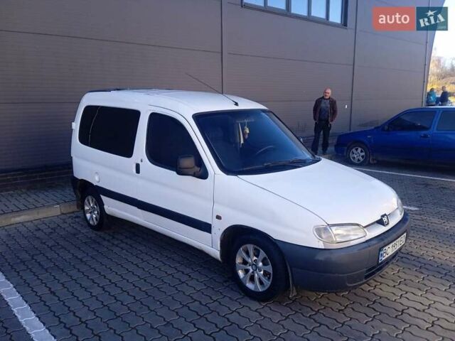 Белый Пежо Partner, объемом двигателя 1.9 л и пробегом 221 тыс. км за 3200 $, фото 17 на Automoto.ua