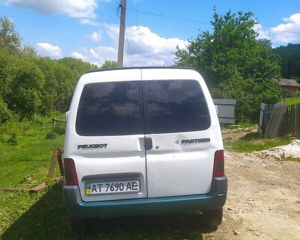 Белый Пежо Partner, объемом двигателя 1.87 л и пробегом 2 тыс. км за 2000 $, фото 5 на Automoto.ua