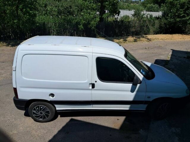 Білий Пежо Partner, об'ємом двигуна 1.9 л та пробігом 300 тис. км за 3100 $, фото 4 на Automoto.ua