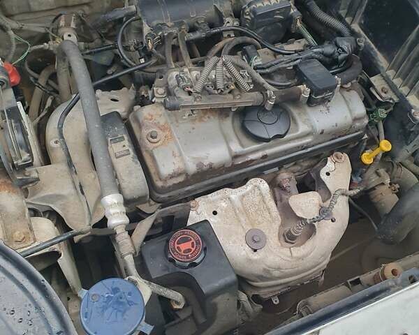 Белый Пежо Partner, объемом двигателя 1.4 л и пробегом 230 тыс. км за 1900 $, фото 31 на Automoto.ua