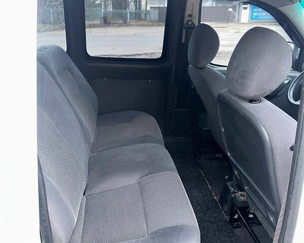 Белый Пежо Partner, объемом двигателя 1.87 л и пробегом 309 тыс. км за 3200 $, фото 6 на Automoto.ua