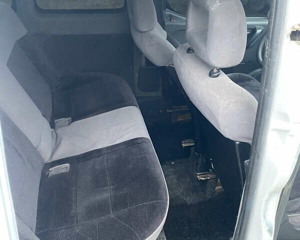 Білий Пежо Partner, об'ємом двигуна 1.87 л та пробігом 580 тис. км за 2300 $, фото 5 на Automoto.ua