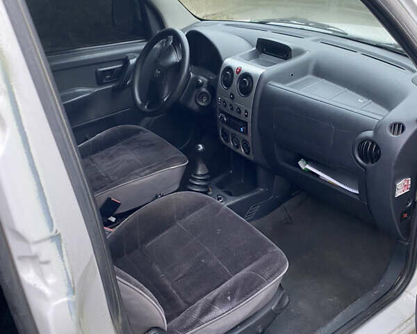 Білий Пежо Partner, об'ємом двигуна 1.87 л та пробігом 580 тис. км за 2300 $, фото 4 на Automoto.ua