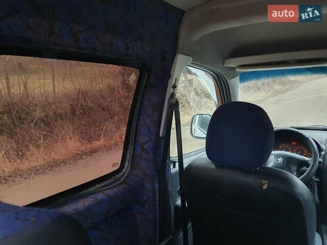 Белый Пежо Partner, объемом двигателя 1.4 л и пробегом 235 тыс. км за 1700 $, фото 25 на Automoto.ua