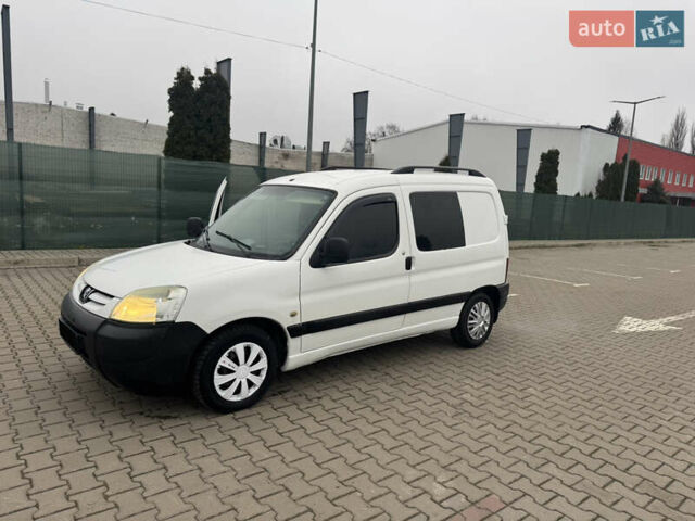 Білий Пежо Partner, об'ємом двигуна 1.87 л та пробігом 222 тис. км за 2750 $, фото 1 на Automoto.ua