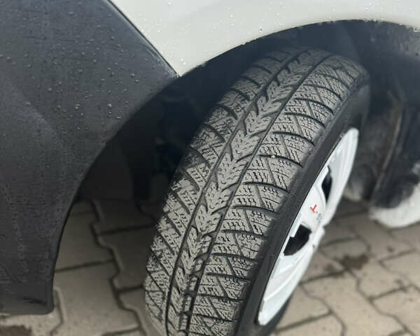 Білий Пежо Partner, об'ємом двигуна 1.87 л та пробігом 222 тис. км за 2750 $, фото 2 на Automoto.ua