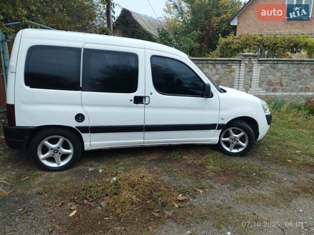 Білий Пежо Partner, об'ємом двигуна 1.36 л та пробігом 399 тис. км за 3300 $, фото 7 на Automoto.ua