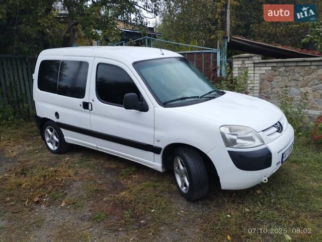 Білий Пежо Partner, об'ємом двигуна 1.36 л та пробігом 399 тис. км за 3300 $, фото 10 на Automoto.ua