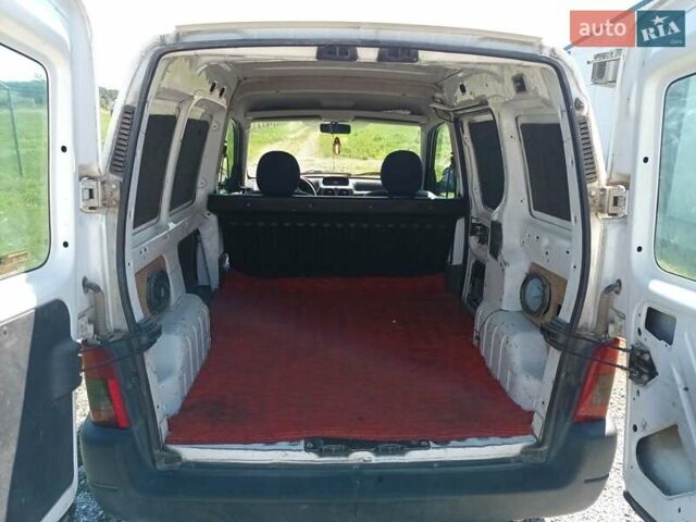 Белый Пежо Partner, объемом двигателя 1.9 л и пробегом 298 тыс. км за 2800 $, фото 7 на Automoto.ua